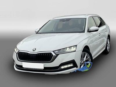 Weiß Gebraucht 2023 Skoda Octavia Style Kombi | 28.560 € (Fairer Preis)