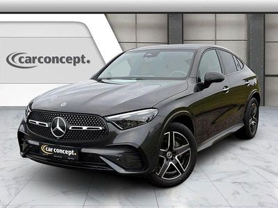 Grau Gebraucht 2025 Mercedes GLC200 AMG SUV | 58.500 € (Etwas zu teuer)