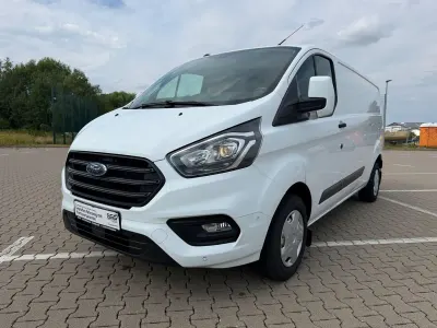 Gebraucht Ford 300 Trend 105 PS (77 kW) 2021 Weiß Van / Kleinbus