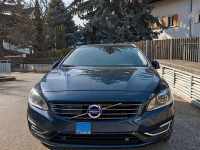 Gebraucht Volvo V60 Summum 218 PS (160 kW) 2013 Blau Kombi
