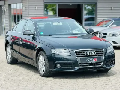 Używany Audi A4 211 KM (155 kW) 2012 Czarny Sedan/Limuzyna