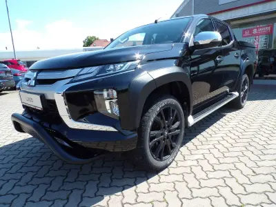 Gebraucht Mitsubishi L200 Top 150 PS (110 kW) 2022 Pianoschwarz (p) Pickup