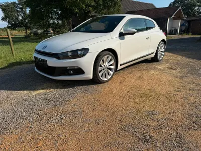 Gebraucht VW Scirocco 122 PS (89 kW) 2009 Weiß Coupé