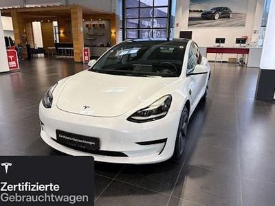 Weiß Gebraucht 2021 Tesla Model 3 Standard Range Limousine | 25.600 € (Fairer Preis)