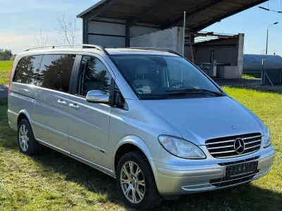 Usata Mercedes Viano 150 CV (110 kW) 2009 Argento Monovolume