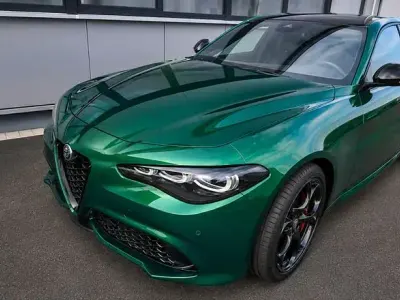 Gebraucht Alfa Romeo Giulia 280 PS (205 kW) 2024 Grün Limousine