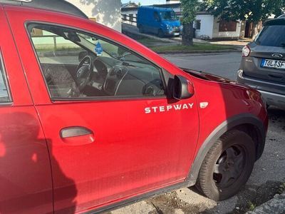 gebraucht Dacia Sandero Stepway/ Neue Lichtmaschine neuer Keilriemen