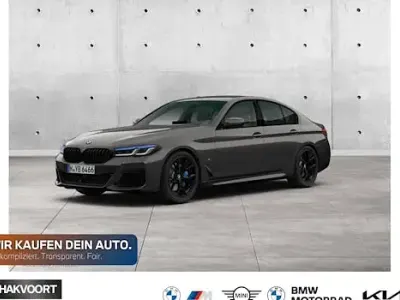 Gebraucht BMW 520 Shadowline 190 PS (139 kW) 2023 Grau Limousine