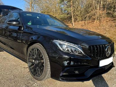 Mercedes C63 AMG