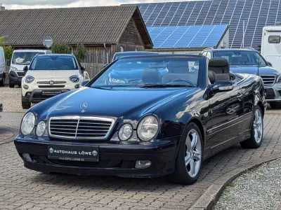 Gebraucht Mercedes CLK230 197 PS (144 kW) 2001 Schwarz Cabrio