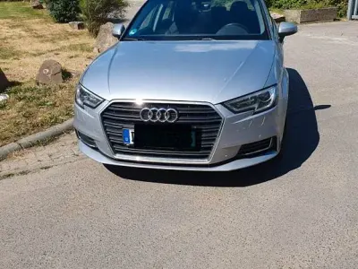 Gebraucht Audi A3 150 PS (110 kW) 2017 Silber Limousine
