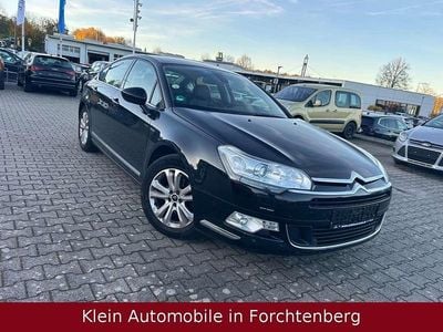 Lackierung schwarz perla nera/ Gebraucht 2014 Citroën C5 Exclusive Limousine | 6.990 € (Teuer)