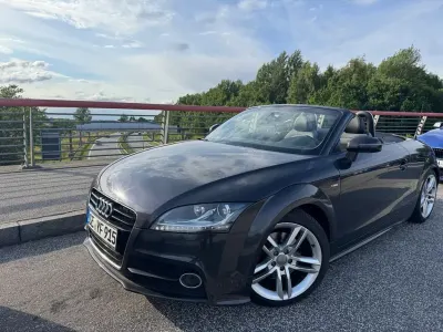 Gebraucht Audi TT Roadster Sport 160 PS (117 kW) 2014 Grau Cabrio