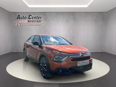Gebraucht Citroën e-C4 Feel 100 kW (136 PS) 2022 Orange pulse SUV