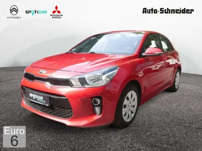 Gebraucht Kia Rio 99 PS (72 kW) 2016 Rot Kleinwagen