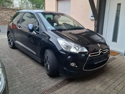 Gebraucht Citroën DS3 Sport Chic 156 PS (114 kW) 2013 Schwarz Kleinwagen