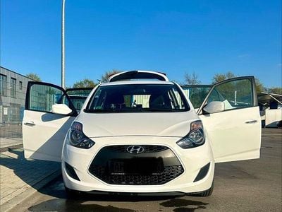 Gebraucht Hyundai ix20 Classic 90 PS (66 kW) 2015 Schwarz Kleinwagen