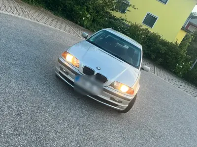 Gebraucht BMW 320 150 PS (110 kW) 1999 Silber Limousine