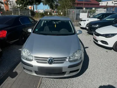 Gebraucht VW Golf IV 89 PS (65 kW) 2004 Silber Kleinwagen