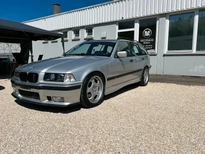Gebraucht BMW 323 M Sport 170 PS (125 kW) 1999 Silber Kombi