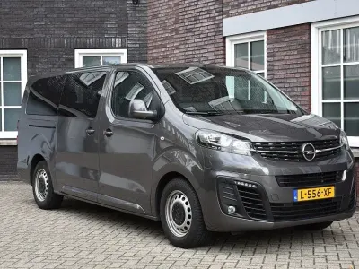 Gebraucht Opel Zafira Life Innovation 144 PS (105 kW) 2021 Grau Van / Kleinbus