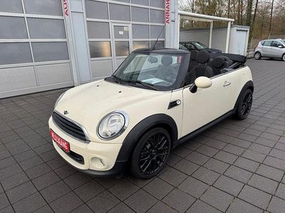 Weiß Gebraucht 2012 Mini One Cabriolet Cabrio | 6.790 € (Etwas zu teuer)