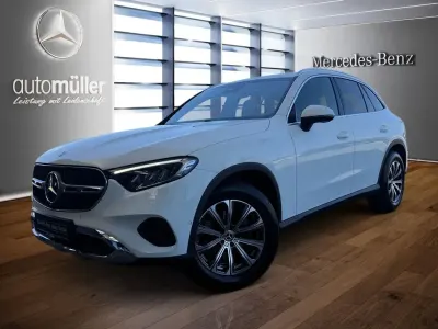 Gebraucht Mercedes GLC200 Avantgarde 204 PS (150 kW) 2025 Weiß SUV