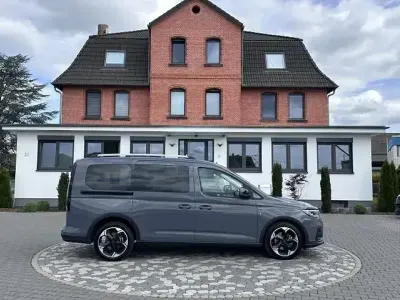 Gebraucht Ford Tourneo Connect Active 122 PS (89 kW) 2025 Cyclone steel grey Van / Kleinbus