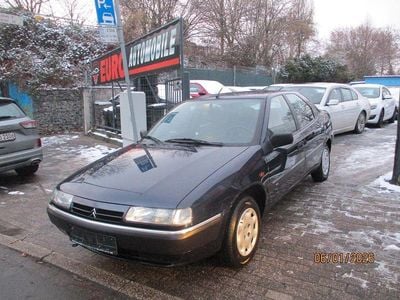 Blau Gebraucht 1995 Citroën Xantia Limousine | 2.650 €