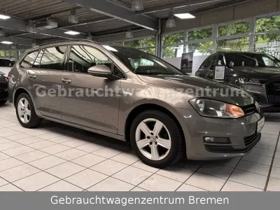 Gebraucht VW Golf VII Comfortline 105 PS (77 kW) 2013 Grau Kombi