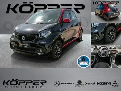 Second-hand Smart ForFour 90 CP (66 kW) 2019 Negru Hatchback