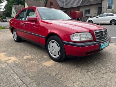 Brugt Mercedes C220 150 HK (110 kW) 1996 Rød Sedan
