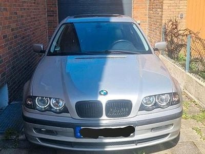 Second-hand BMW 328 194 CP (142 kW) 1998 Argintiu Berlinǎ