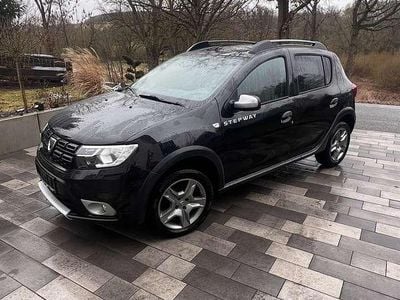 Gebraucht Dacia Sandero Prestige 90 PS (66 kW) 2017 Kleinwagen