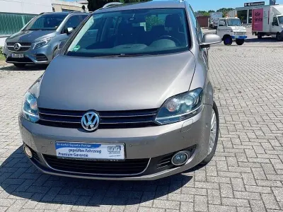Gebraucht VW Golf VII Life 122 PS (89 kW) 2013 Braun Limousine