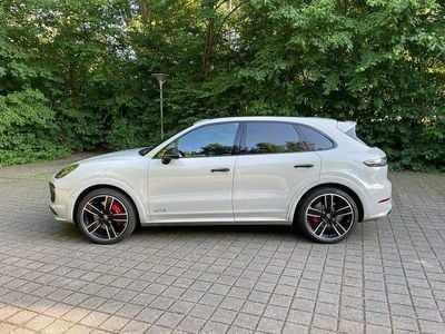 Porsche Cayenne GTS