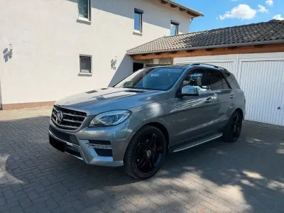 Gebraucht Mercedes ML350 AMG 258 PS (189 kW) 2011 Silber SUV