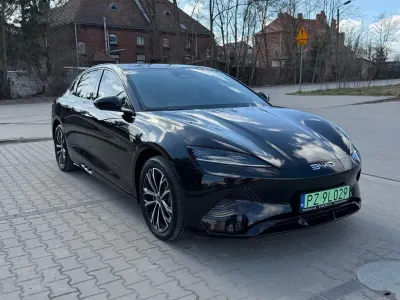 Gebraucht BYD Seal 174 kW (237 PS) 2024 Schwarz Limousine