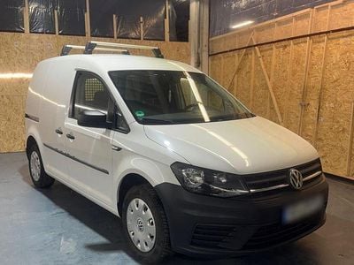 Gebraucht VW Caddy 102 PS (75 kW) 2018 Weiß Van / Kleinbus