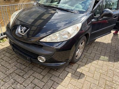 Gebraucht Peugeot 207 Urban Move 95 PS (69 kW) 2007 Schwarz Limousine