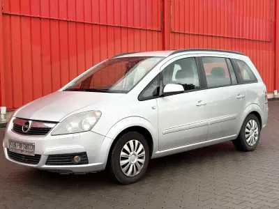 Gebraucht Opel Zafira Edition 140 PS (102 kW) 2007 Silber Van / Kleinbus