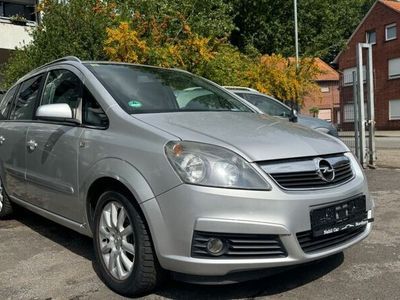 Gebraucht Opel Zafira Edition 101 PS (74 kW) 2006 Silber Van / Kleinbus
