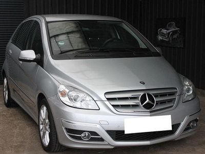 Gebraucht Mercedes B170 116 PS (85 kW) 2009 Silber Van / Kleinbus