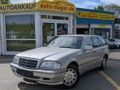 Usata Mercedes C180 Elegance 122 CV (89 kW) 2000 Argento Berlina