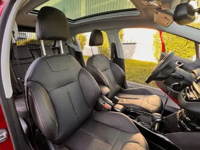 Gebraucht Peugeot 2008 GT-line 131 PS (96 kW) 2019 Rot SUV