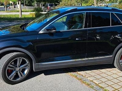 Second-hand VW T-Roc Beats 190 CP (139 kW) 2018 Negru SUV