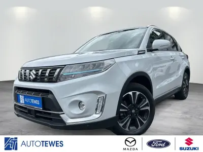 Gebraucht Suzuki Vitara Comfort+ 102 PS (75 kW) 2022 Cool white pearl met. SUV