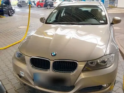 Używany BMW 320 170 KM (125 kW) 2009 Złoty Kombi
