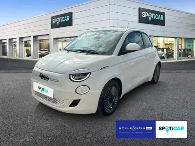 Gebraucht Fiat 500e Icon 86 kW (118 PS) 2021 Weiß Limousine