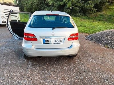 Mercedes B170
